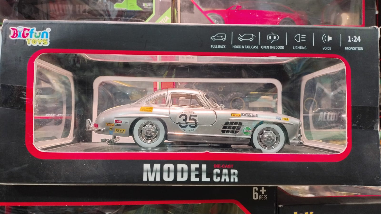 1901 381A 1:24 DIECAST CAR
