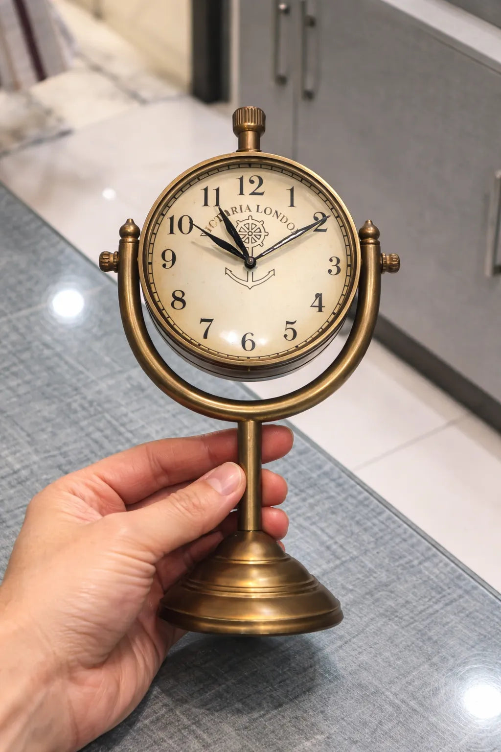 Brass Desk Clock Elegant Ball Stand Decor Vintage Motumal-motumal