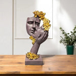 Golden Bloom Kiss Face Sculpture Romantic Home Decor Motumal-motumal