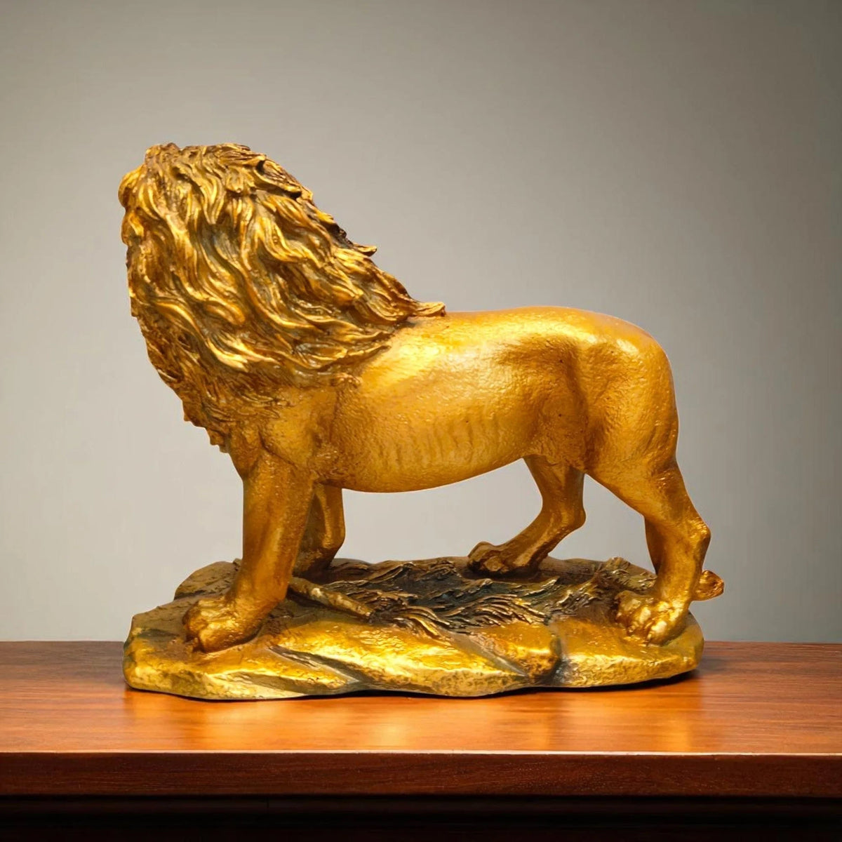 Golden Lion Showpiece Regal Office Decor Accent Gift Motumal-motumal