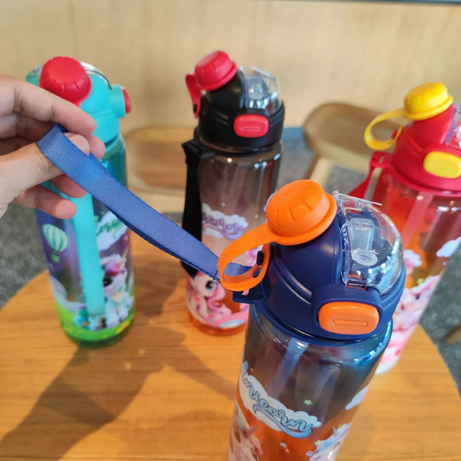 Kids Cartoon Printed Plastic Water Bottle Straw Motumal-motumal
