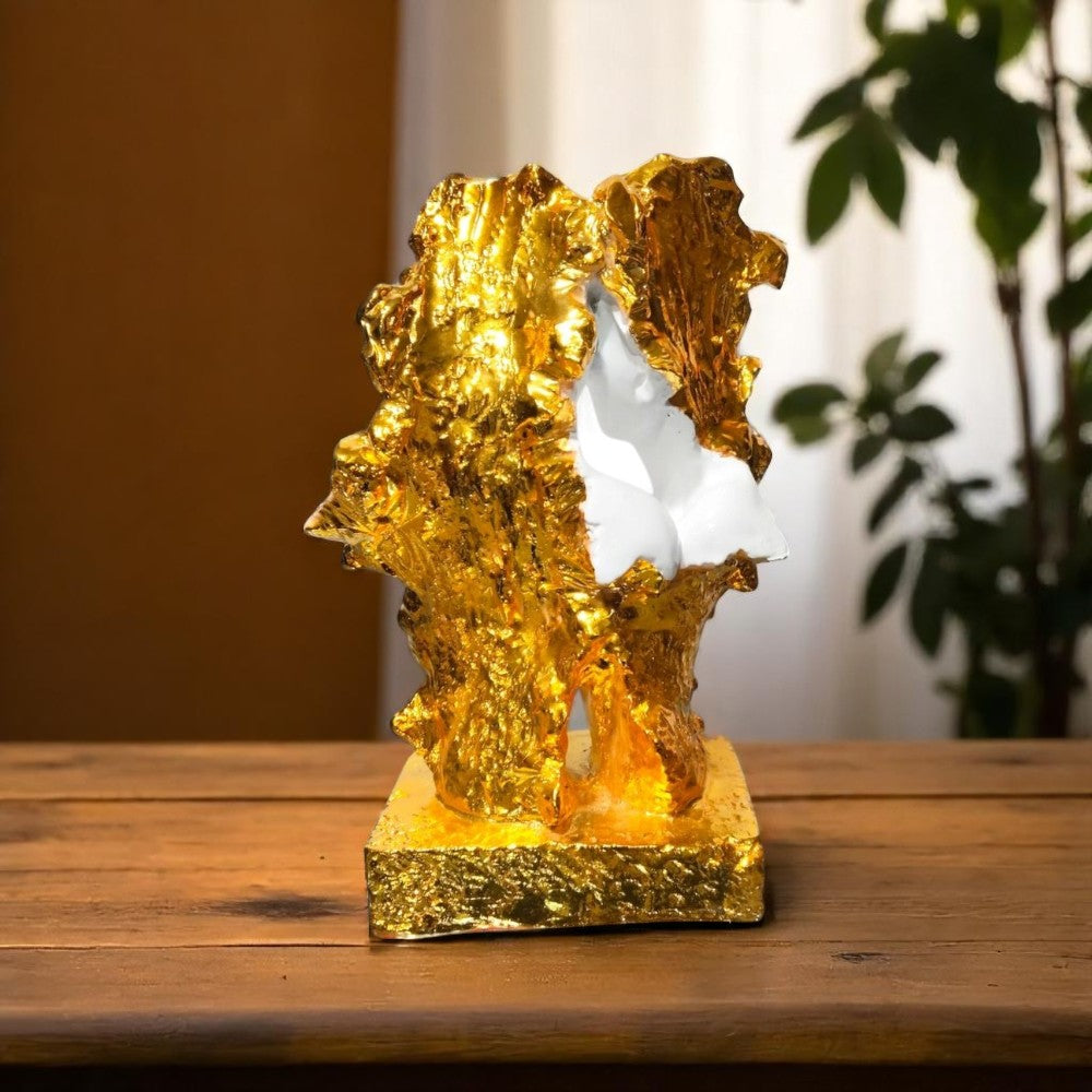 Rear golden texture of romantic couple face sculpture – perfect for home décor