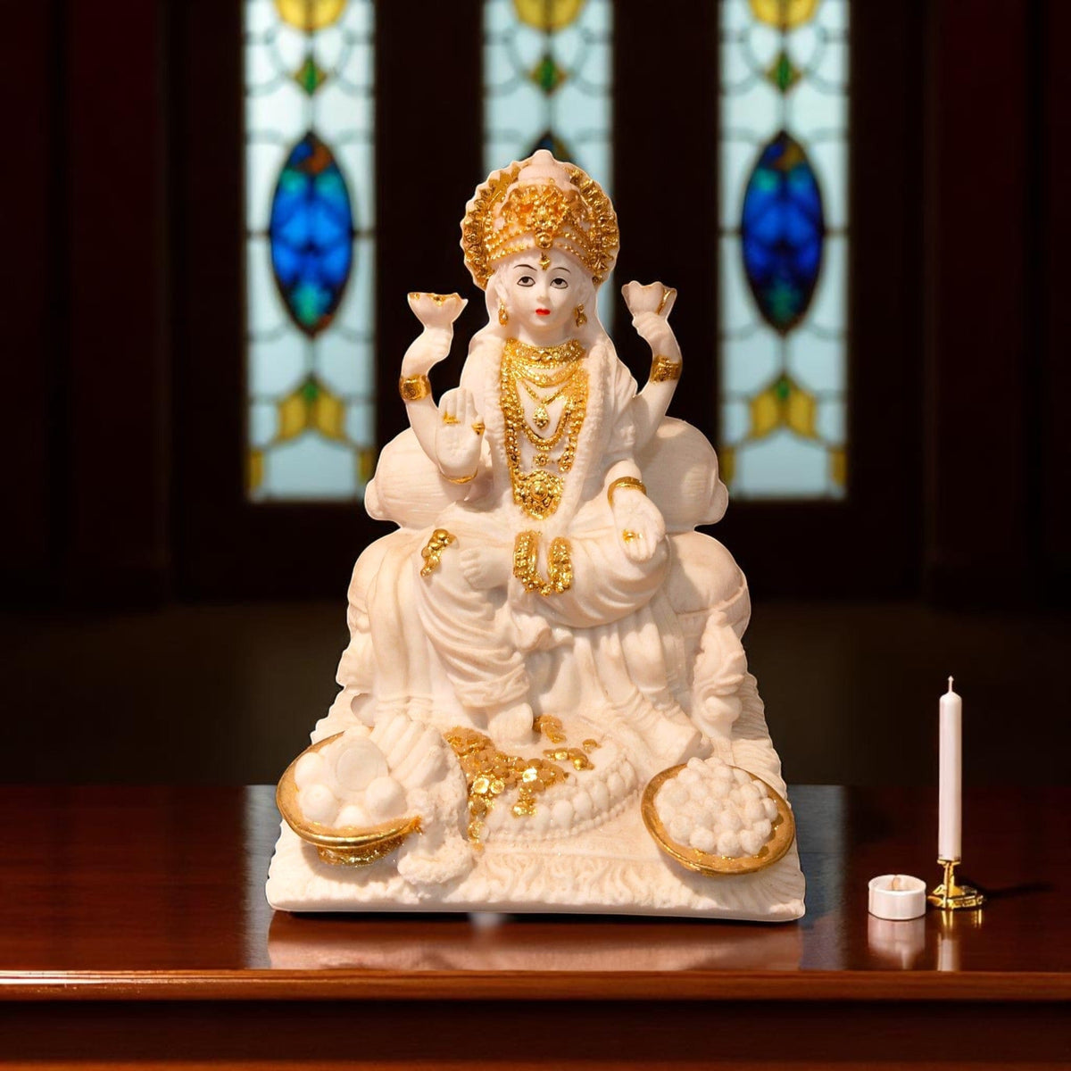 White Gold Maa Lakshmi Idol On Ornate Throne Decor Motumal-motumal