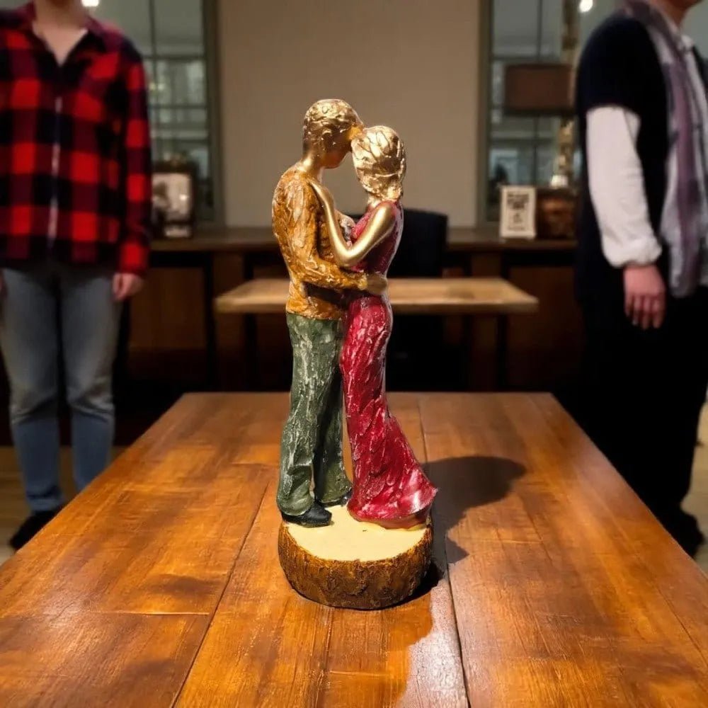 Wooden Romance Couple Showpiece Rustic Embrace Decor Motumal-motumal
